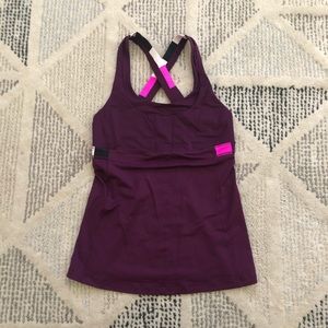 Lululemon stuff your bra tank 6 maroon